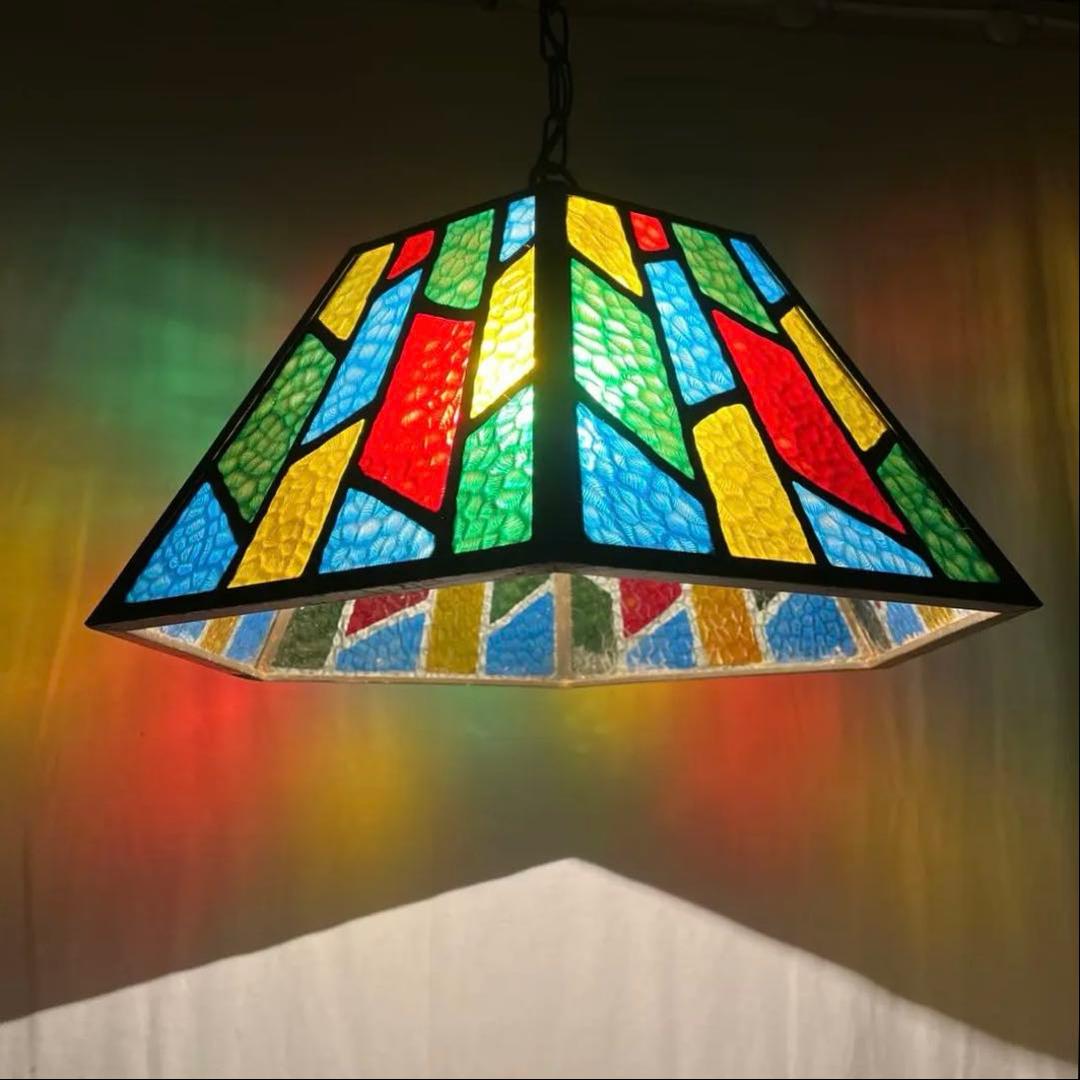 ビンテージ品◾️ステンドグラス調デザイン モザイク柄 天井照明 ペンダントライトB ビンテージ品◾️ステンドグラス調デザイン モザイク柄 天井照明
