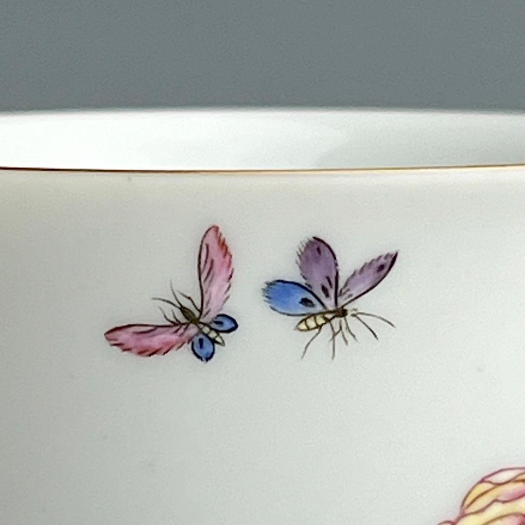 粉彩蝶々花樹紋杯 一対 雍正御製 款 清時代 擺件 中国古玩 中国美術 A827