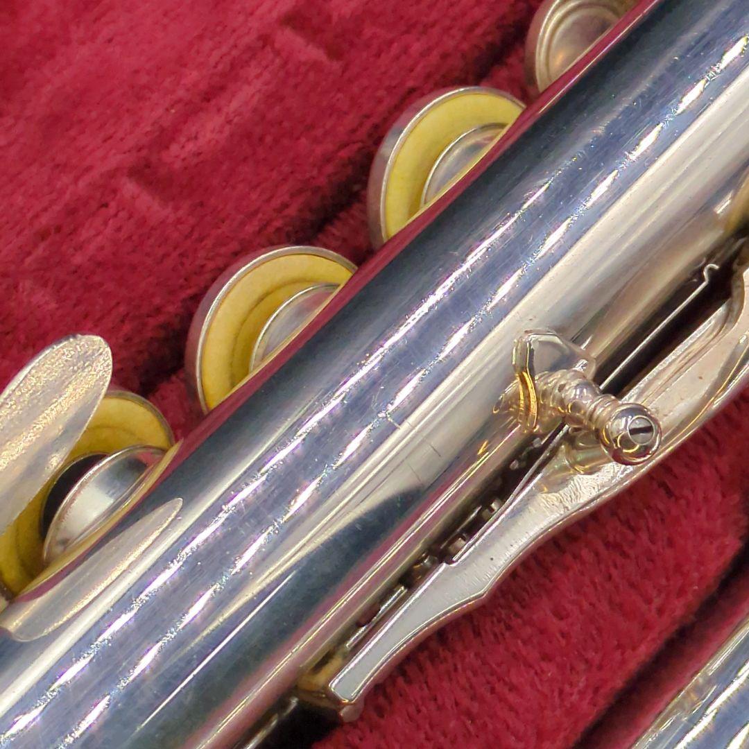 フルート　調整済　ヤマハ　YFL211S（銀メッキ、Eメカ仕様）