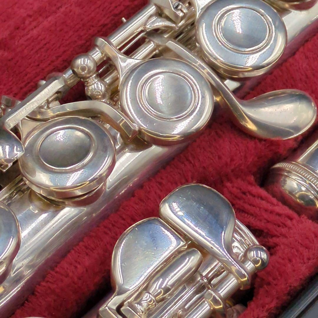 フルート　調整済　ヤマハ　YFL211S（銀メッキ、Eメカ仕様）