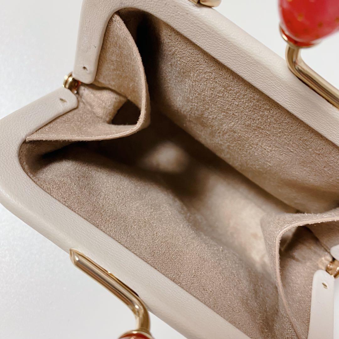 【新品未使用】COACHコーチ★財布★がま口★ノラキスロックケース★いちご