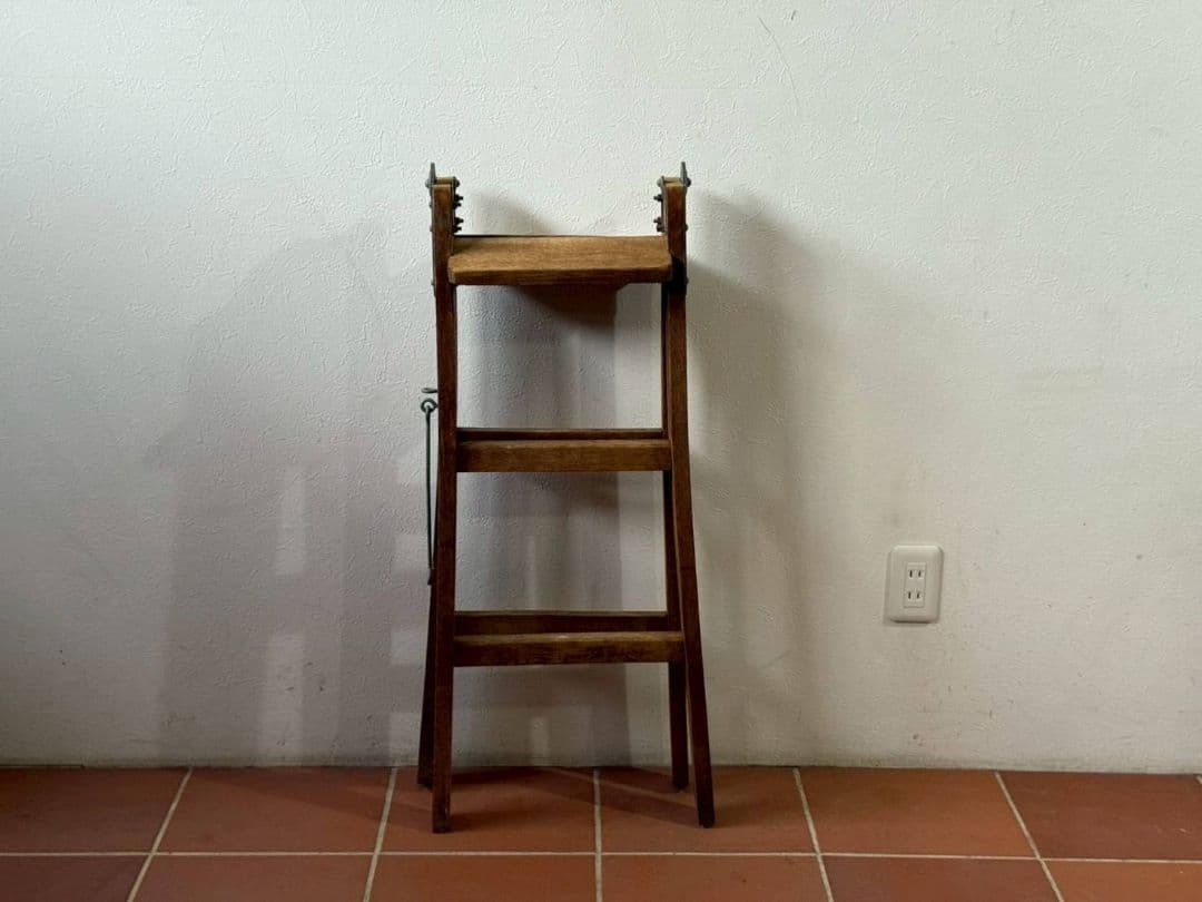1092 ビンテージ 古い木のステップラダー 脚立 梯子 飾り棚 古家具