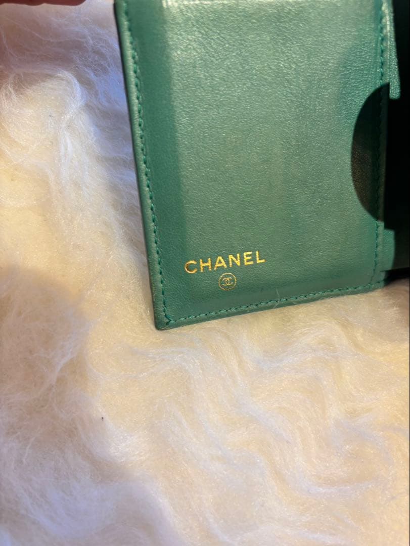 CHANEL☆シャネル三つ折り財布
