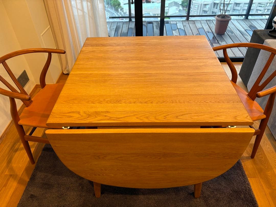 CARL HANSEN&SON | CH002 ダイニングテーブル