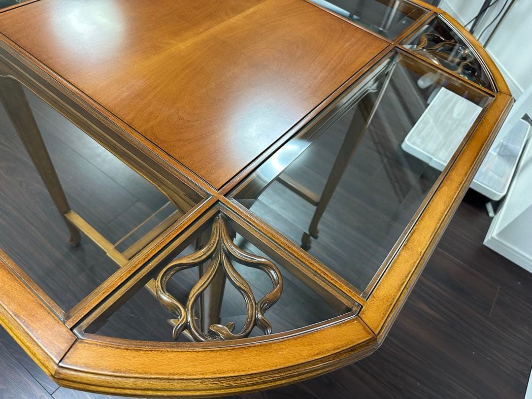 イタリアMedea社 ダイニングテーブル ART72 IDC大塚家具にて購入