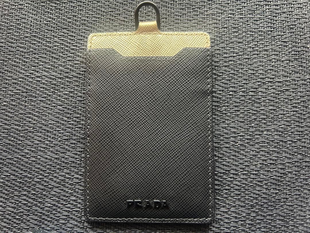 PRADA パスケース+ケース
