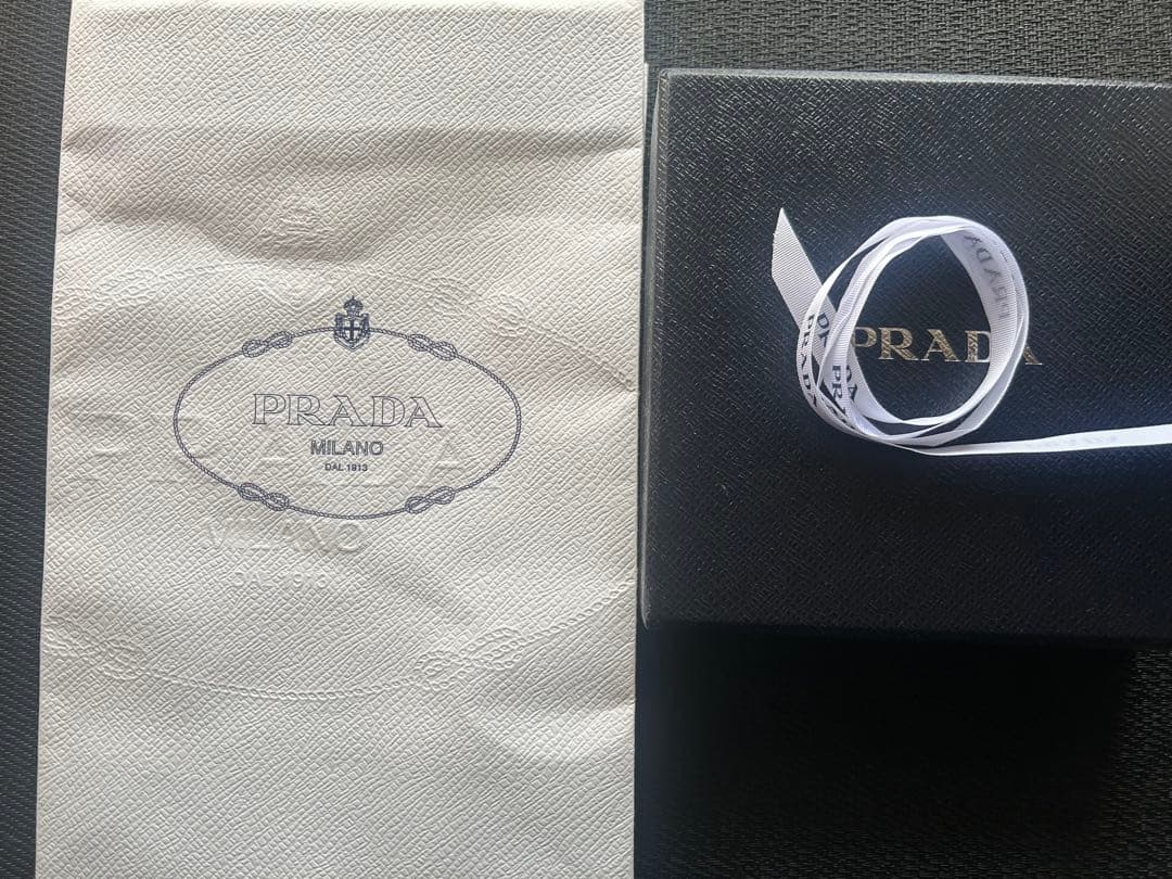 PRADA パスケース+ケース