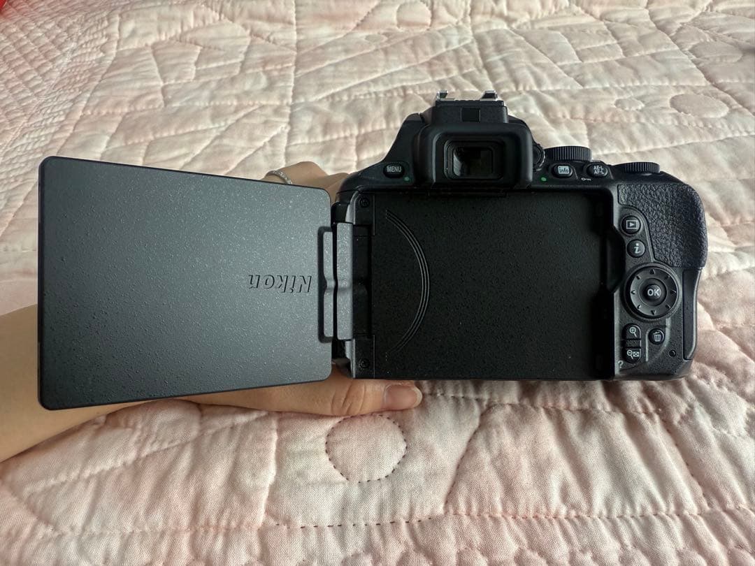 自家焙煎コーヒーの神谷様専用】Nikon D5600 ダブルズームキット