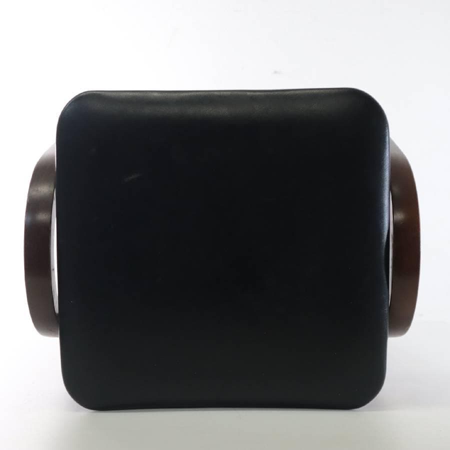 秋田木工 IDC大塚 No.202 剣持勇 スタッキングスツール 黒 PVC➈