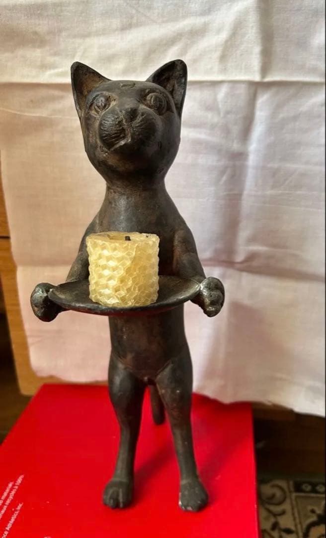 アンティーク バリ猫 置物 ブロンズ像 銅 蜜蝋キャンドル付き - メルカリ