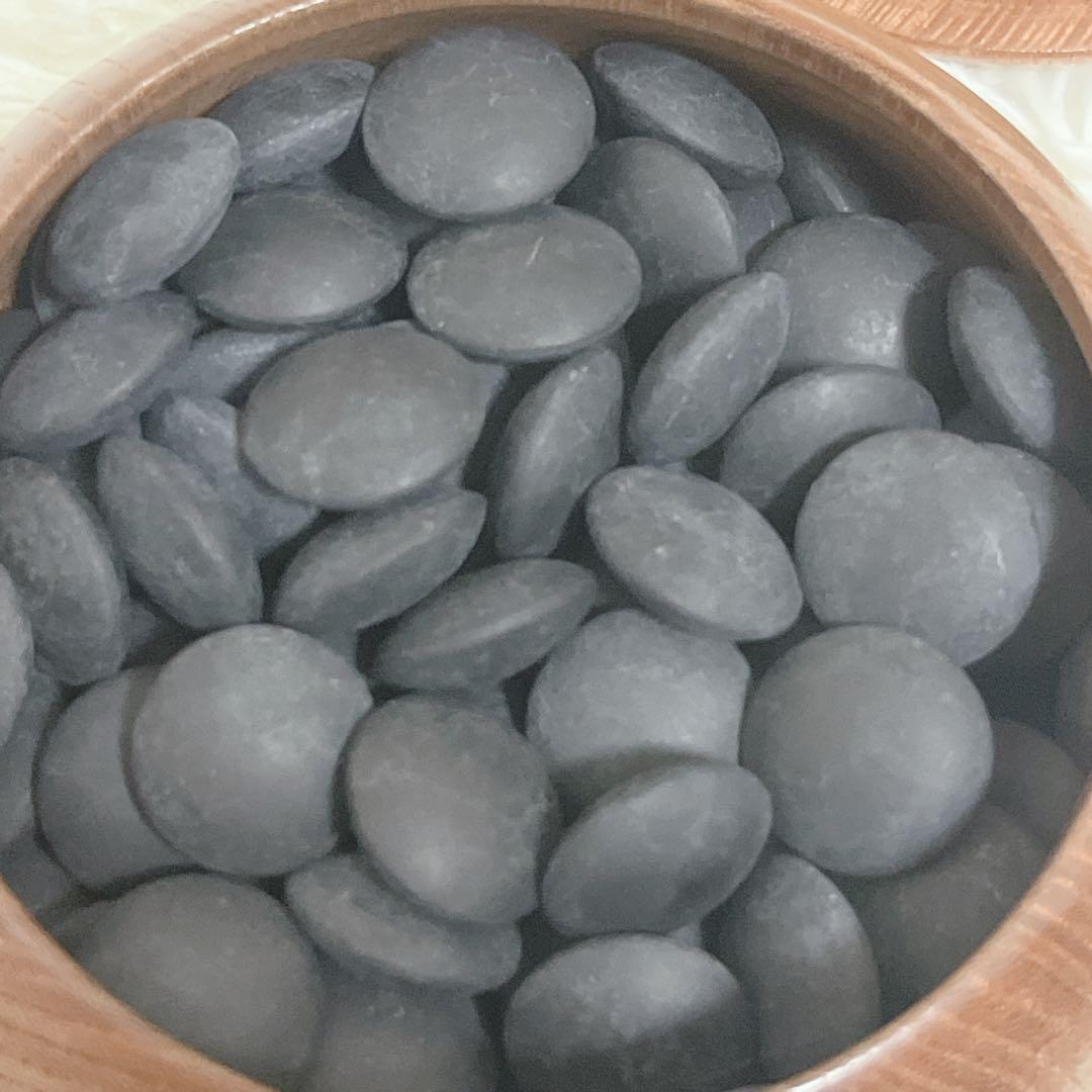 囲碁盤 蛤碁石 32号 那智黒碁石 へそ付 脚付き碁盤 ハマグリ 本榧? 新榧?