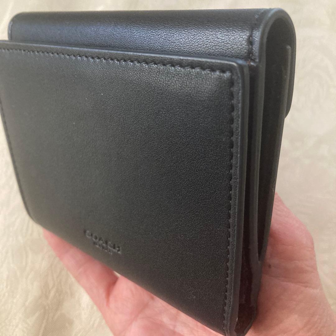 COCO.COACH 二つ折り財布 黒 ブラウン