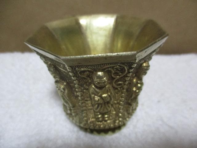 中国 唐代 舞伎八稜金杯 古箱付き N74-2