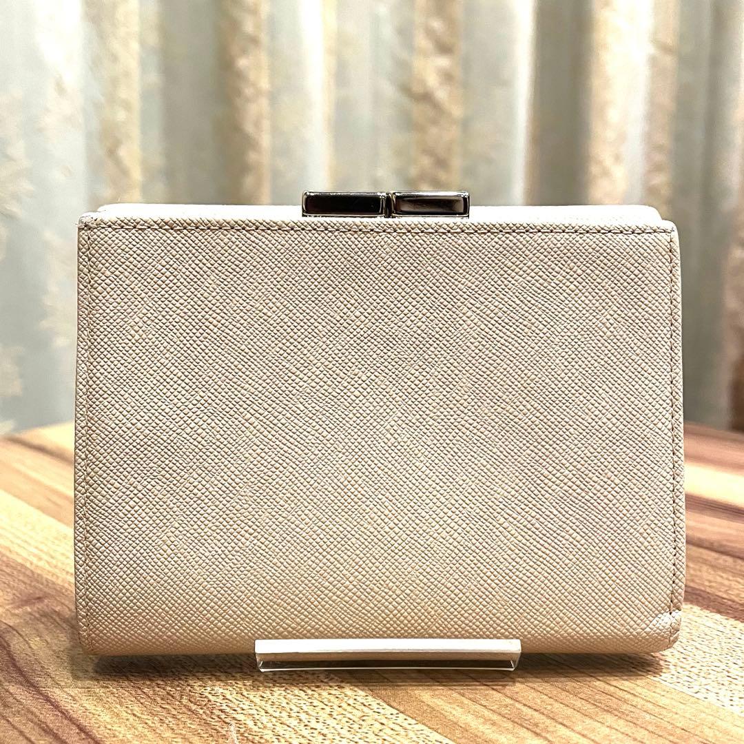 ✨美品✨BURBERRY バーバリー 二つ折り財布 がま口 レザー ベージュ