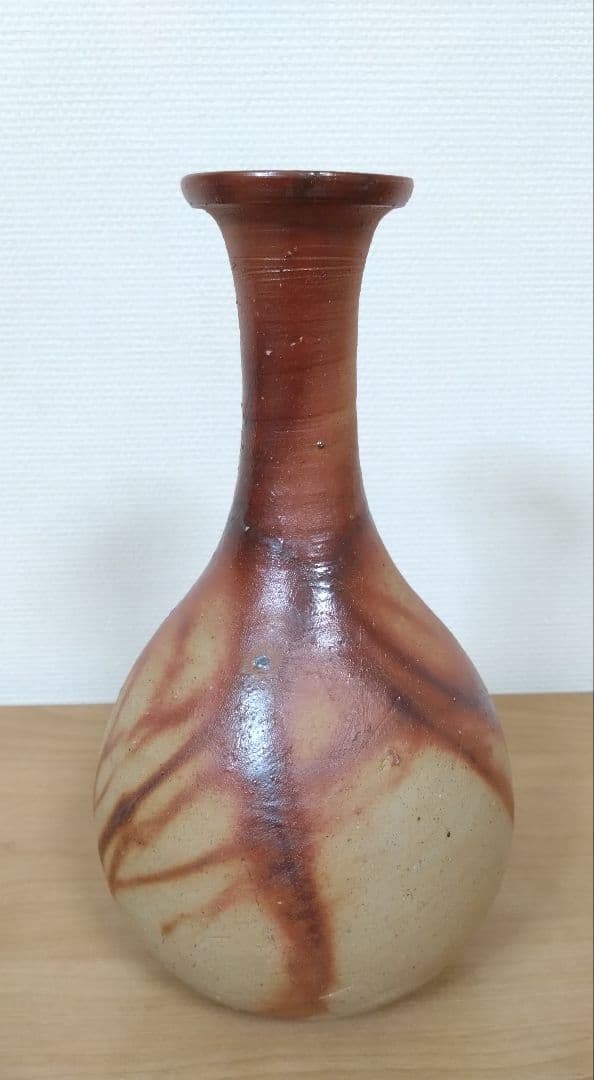 伊勢崎満作 備前焼 緋襷 鶴首花入 共箱共布栞付 備前焼花入