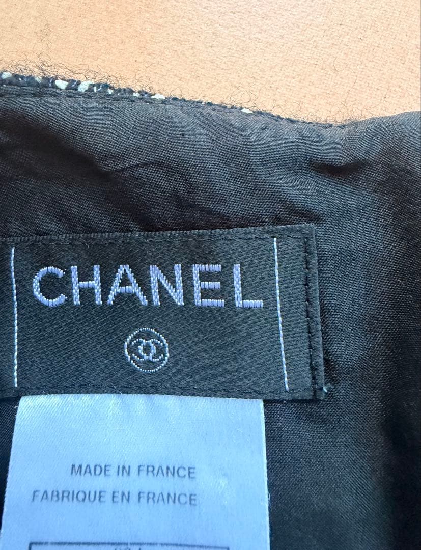 CHANEL シャネル　ツイードスカート　黒　白　ブラック　ホワイト