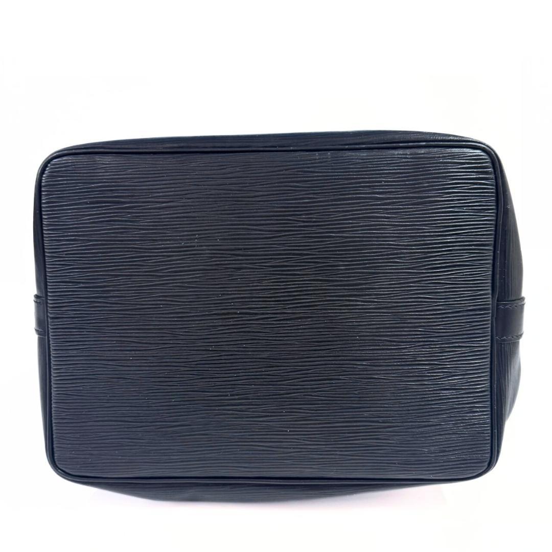 ルイヴィトン エピ プチノエ 巾着 ショルダーバッグ 黒 M44102