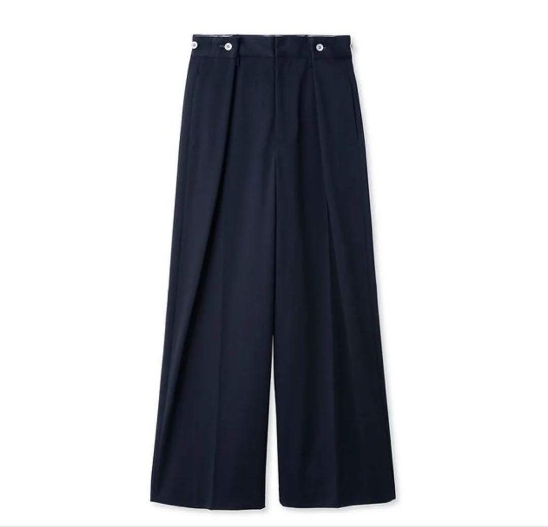 フレイアイディー 新品【pierre cardin】タックワイドチノパンツ 紺色
