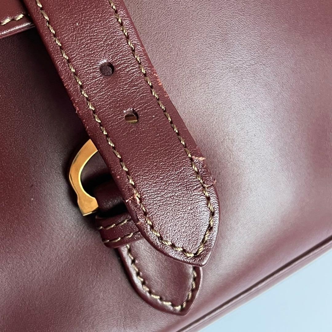■未使用級■ Cartier　マストライン　ショルダーバッグ　レザー　ボルドー