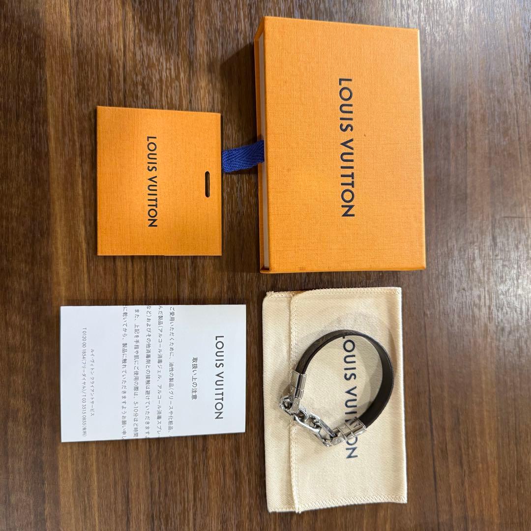 Louis Vuitton モノグラムレザーブレスレット