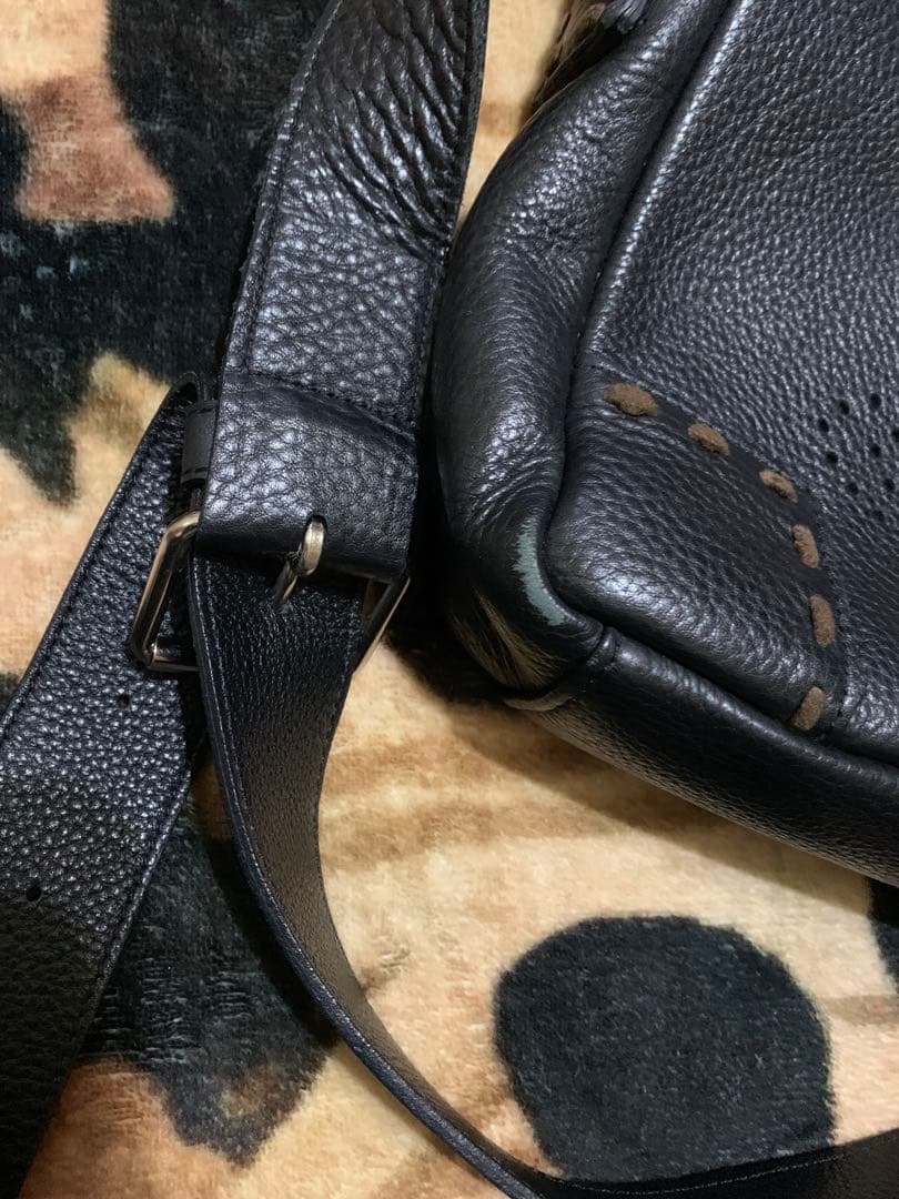 ヴィヴィアンウエストウッドショルダーバッグ