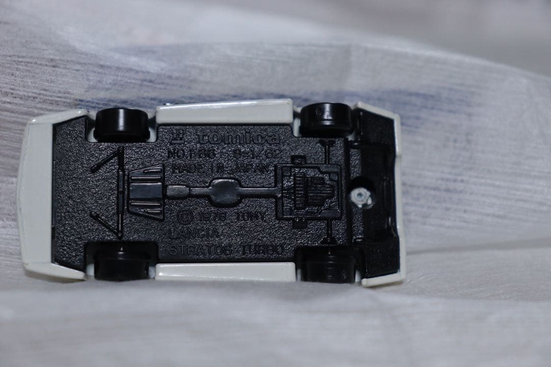 日本製　トミカ　外国車シリーズ　ランチア　ストラトス　ターボ　F66 539