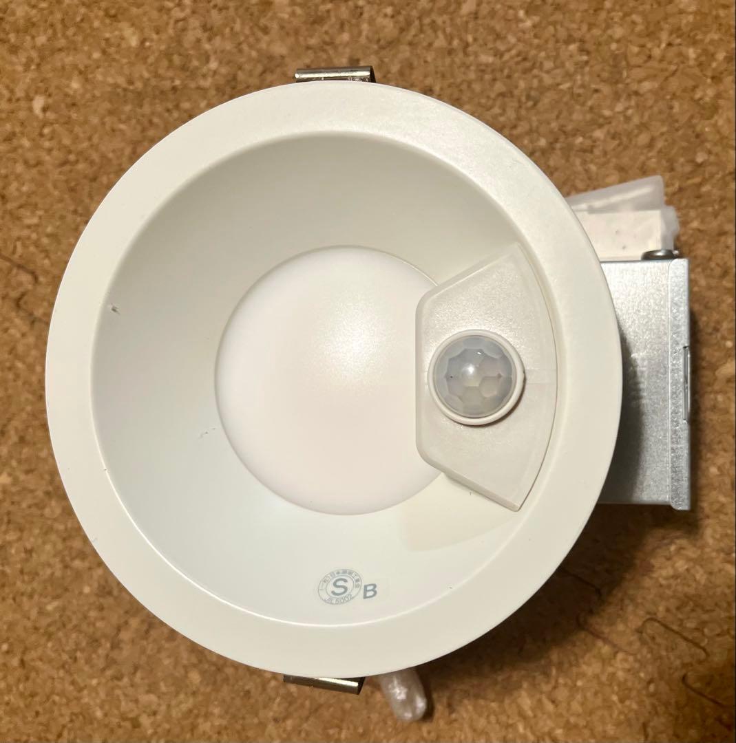 コイズミ センサー付き ダウンライト AD7142W27 3台 屋内外兼用人感