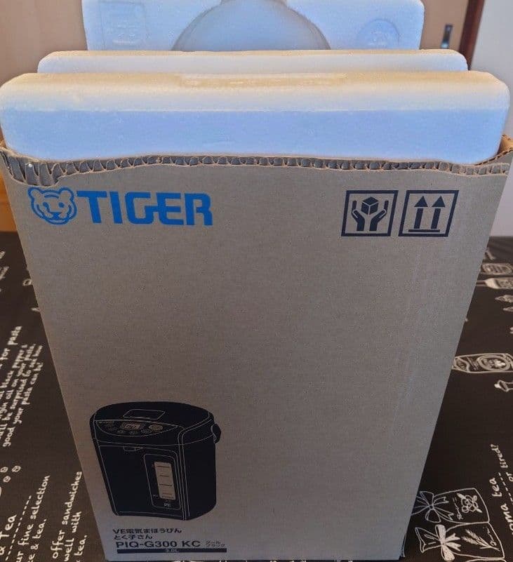 【新品、未使用品】送料こみ！タイガーVE電動ポットとく子さん！3.0L！
