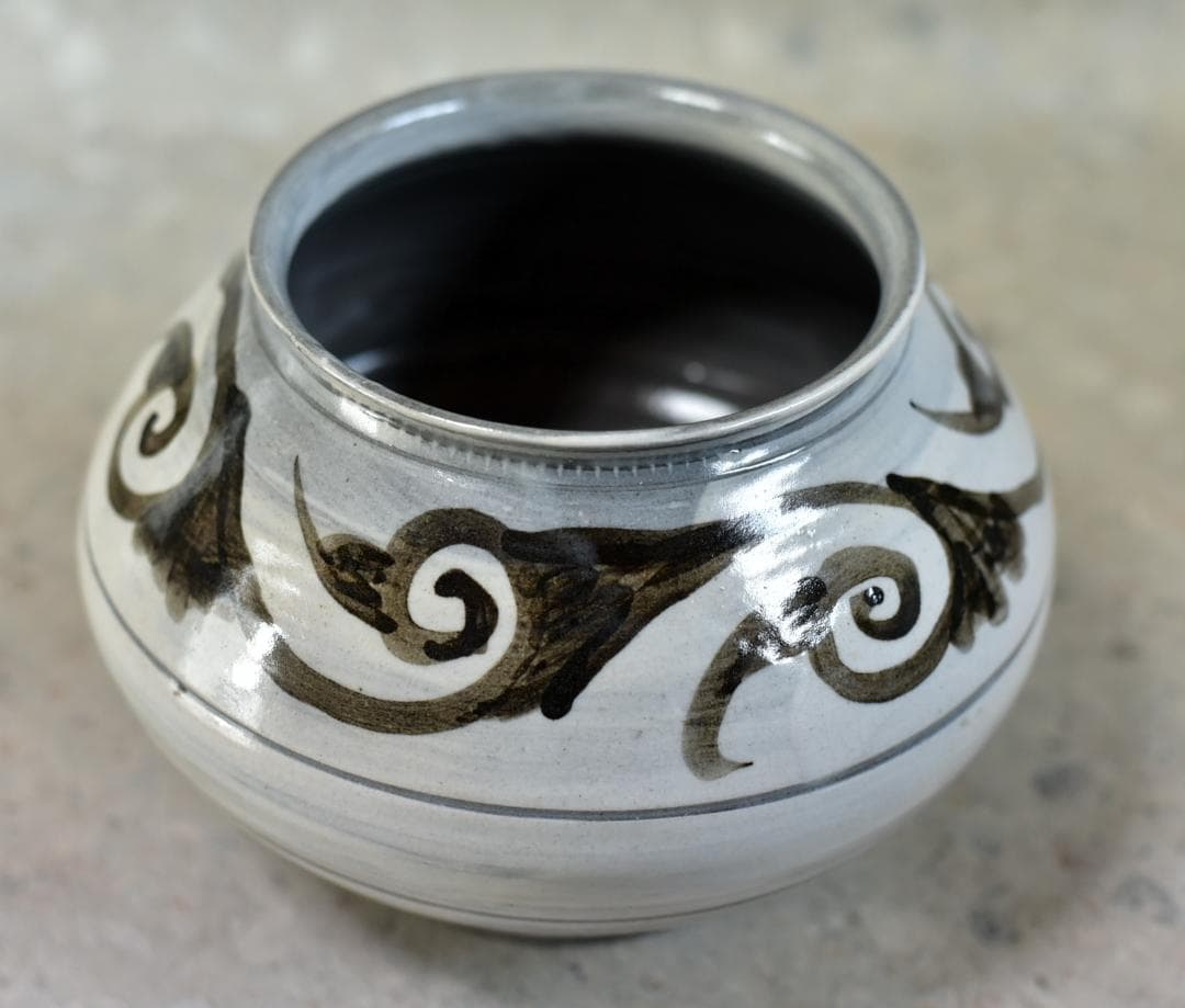 値下げ、高麗焼、一玉作 粉青砂器唐草紋水指【極上品】