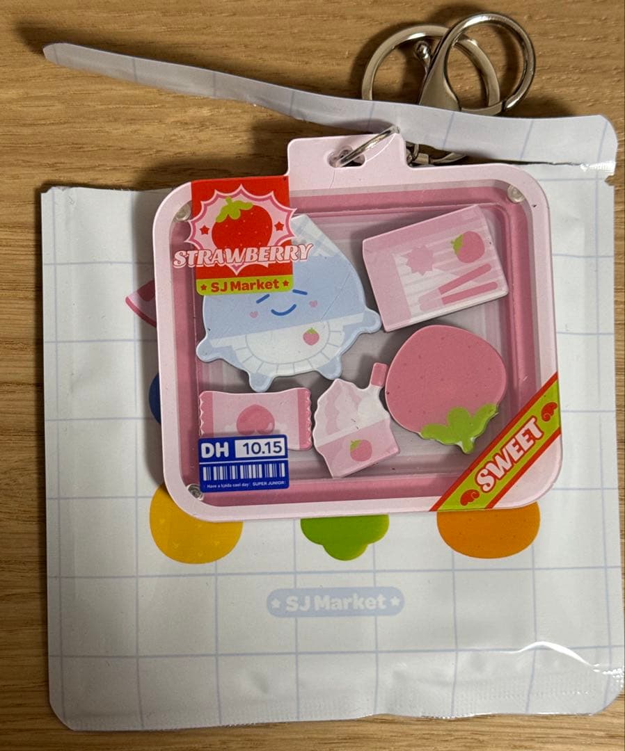 SUPER JUNIOR ドンヘ SJ Market キーホルダー マグネット - メルカリ