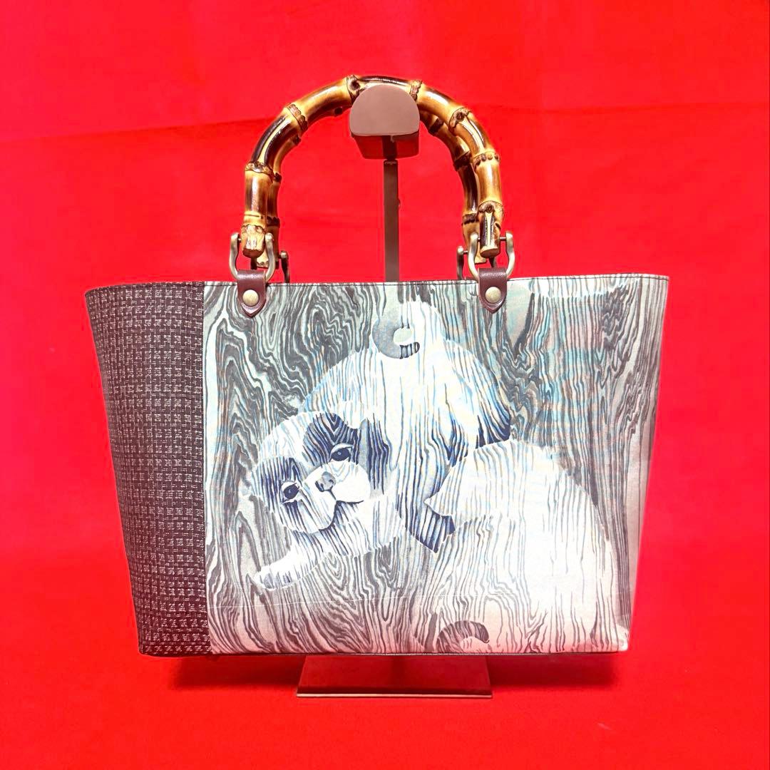 【アンティーク　犬と紬】バンブーバッグ　アンティーク着物　リメイクバッグ