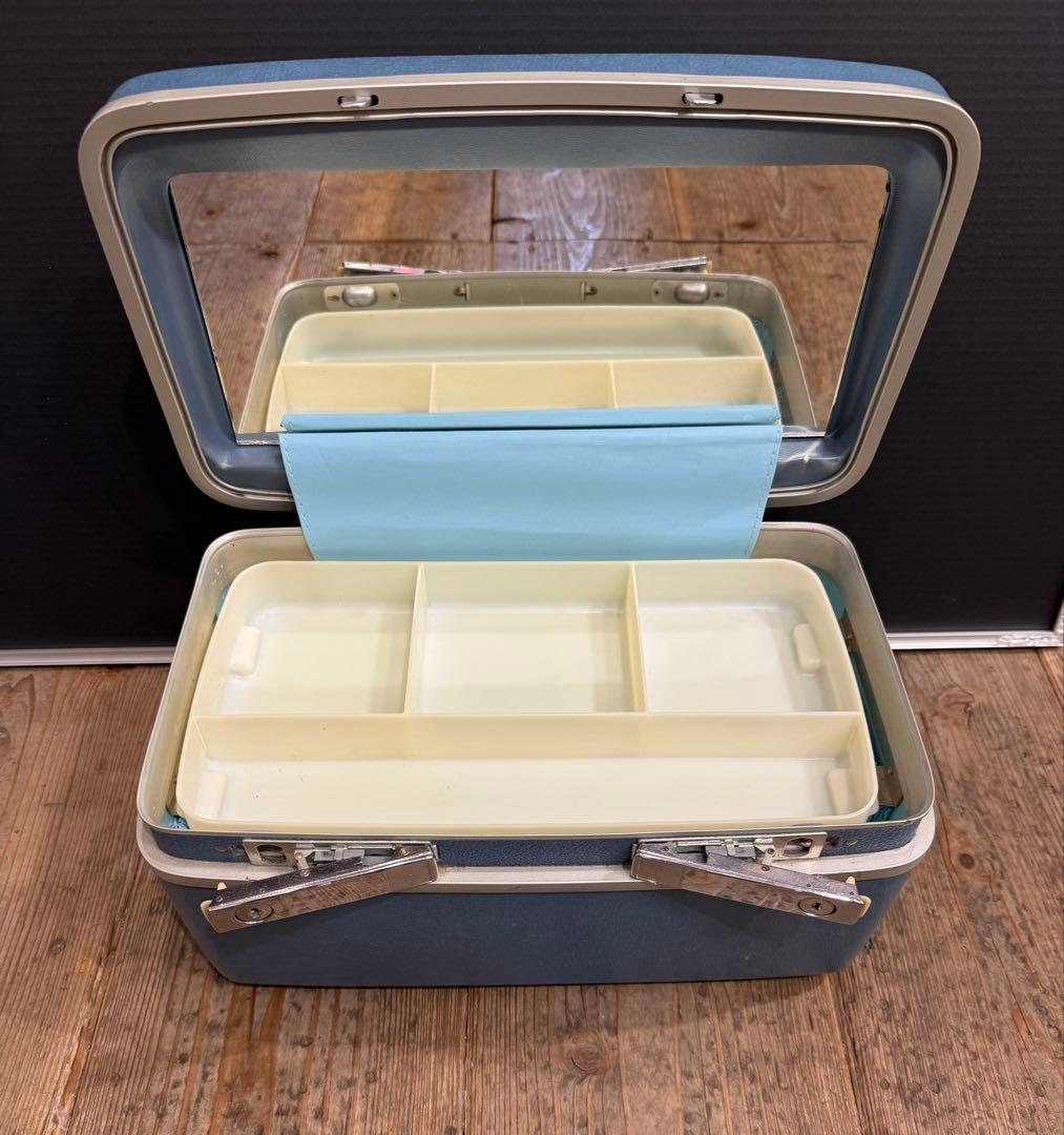 Samsonite Vintage メイクボックス。