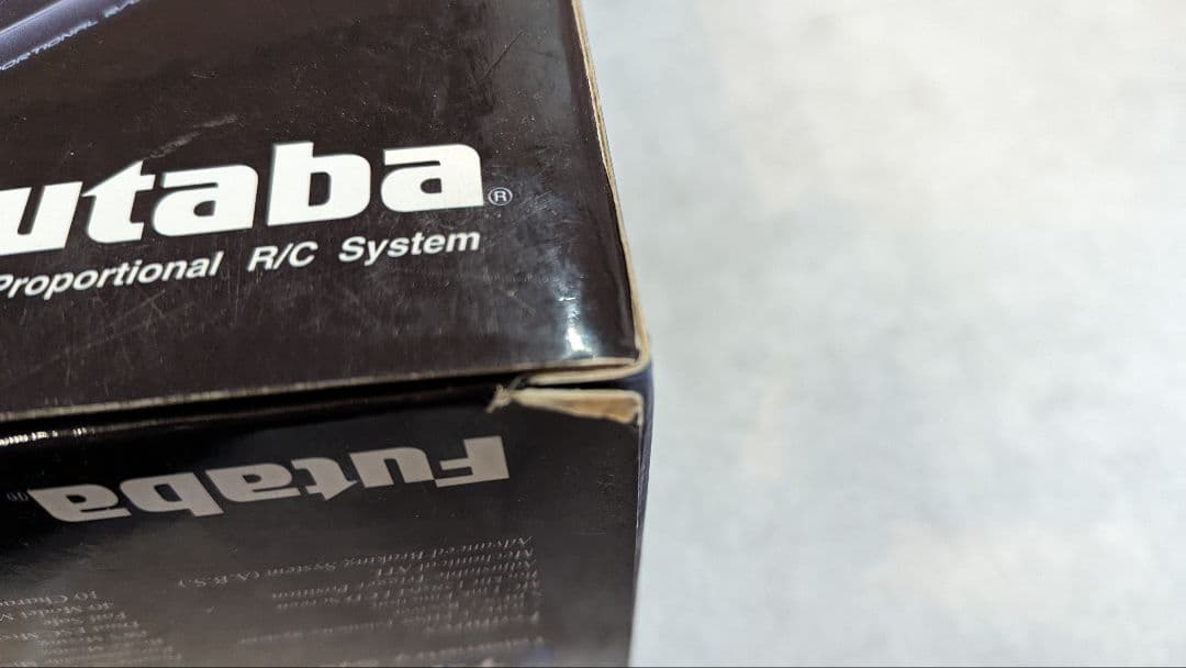 Futaba 4PLS ラジコン送信機