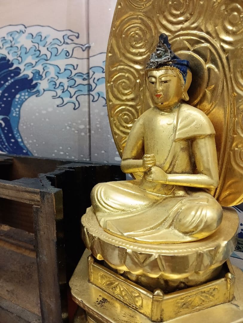 大日如来明治大正時代頃木製金箔塗座像高さ43センチ（台座