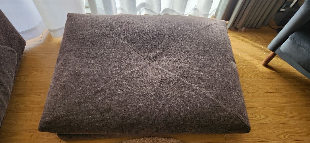 【美品】クシーノ ローソファ Vランク 島忠 3人掛け　東京都引き取り