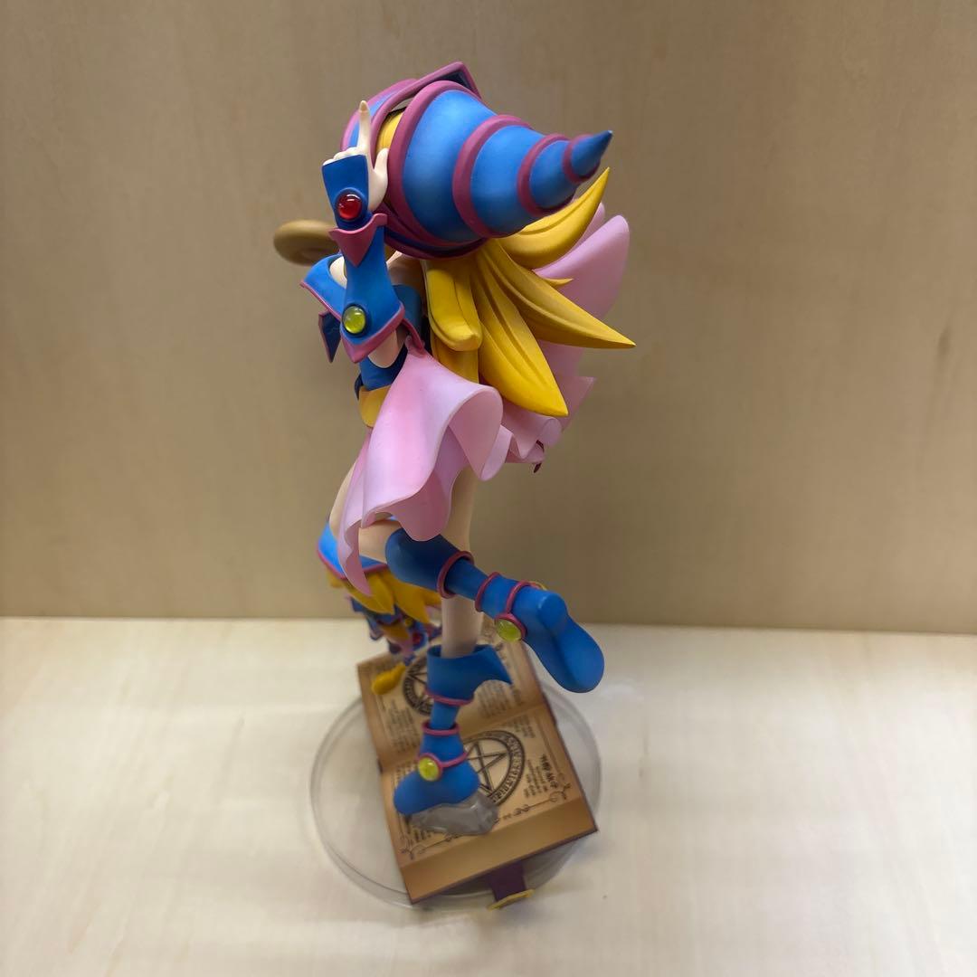 遊戯王 ブラック・マジシャン・ガールwithちびブラマジガール　フィギュア