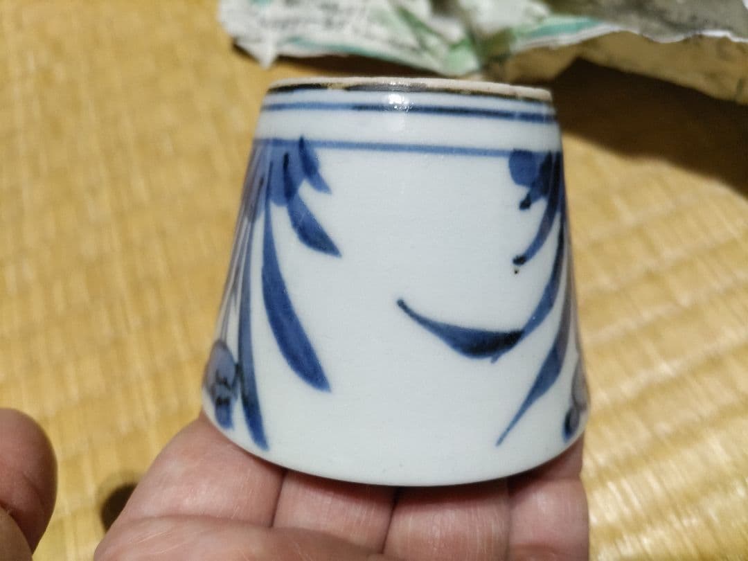 古伊万里　そば猪口　アヤメ　105ｇ　無傷