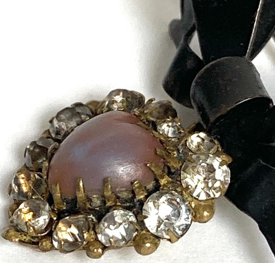 匿名配送 アンティーク サフィレット ハートのブローチの通販はau PAY