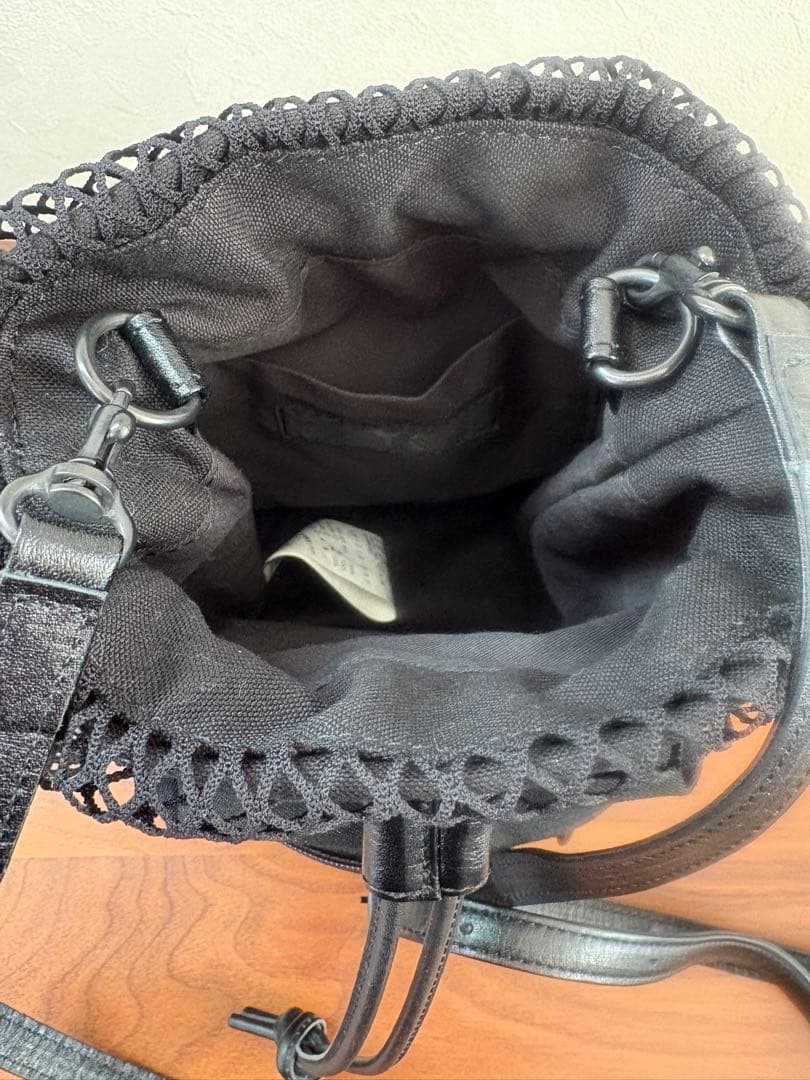 ワイズ　ショルダーバッグ