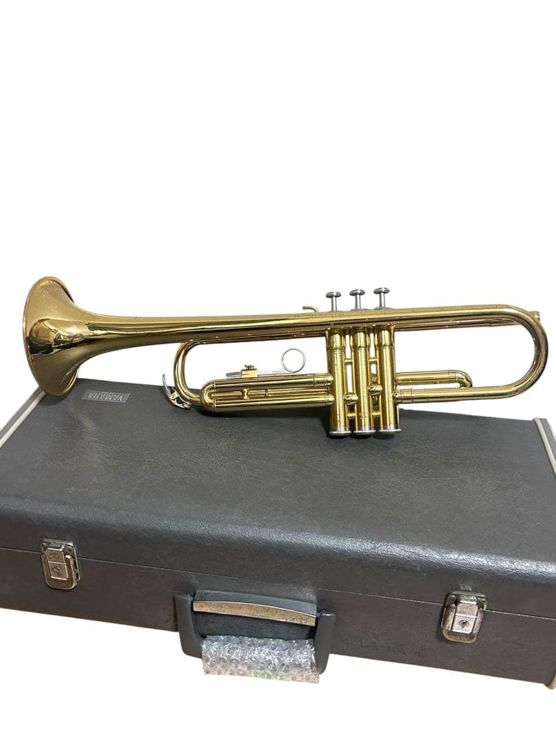 YAMAHA YTR-1335 ヤマハ トランペット ケース 付き