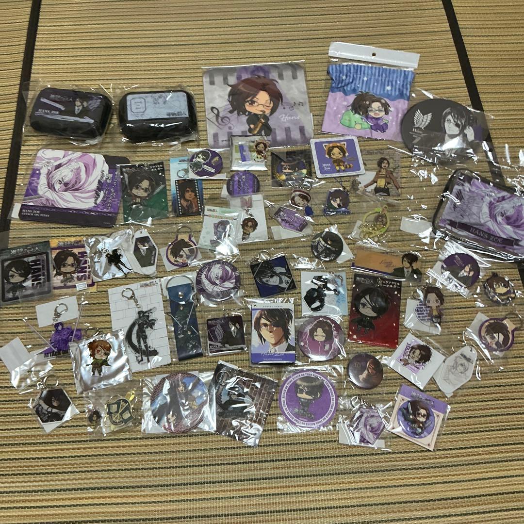まとめ 進撃の巨人 ハンジ 缶バッジ アクリルキーホルダー 等 グッズ