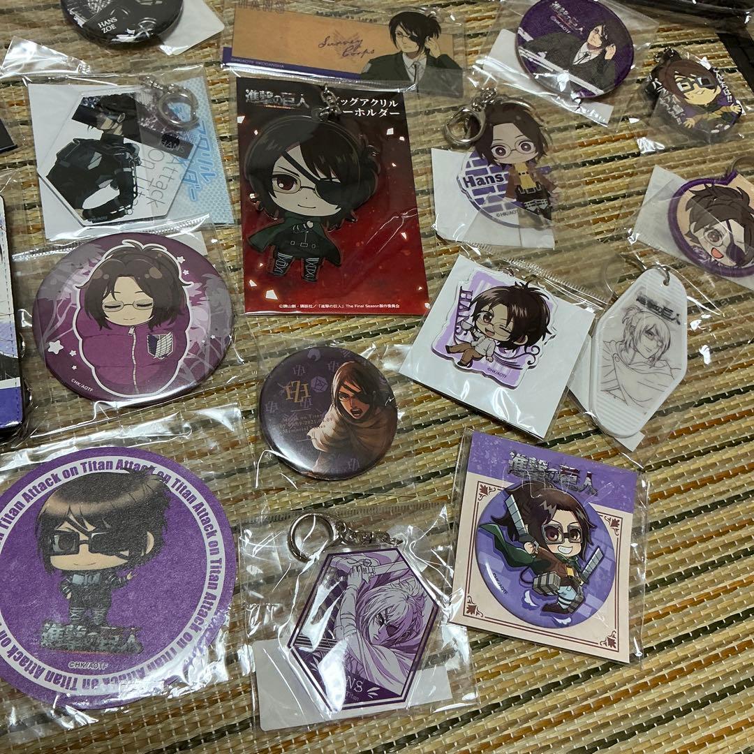 まとめ 進撃の巨人 ハンジ 缶バッジ アクリルキーホルダー 等 グッズ