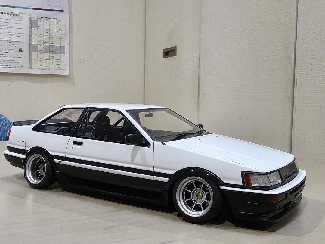 ignitionmodel　1/18　トヨタ　カローラ　レビン　GT-Apex