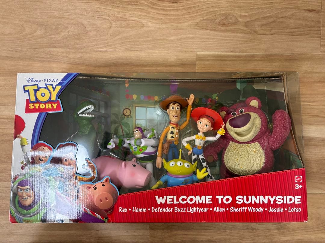 トイストーリー　ようこそサニーサイドへ　フィギュア７体セット Amazon.co.jp: トイザらス限定 トイ・ストーリー ようこそサニーサイド