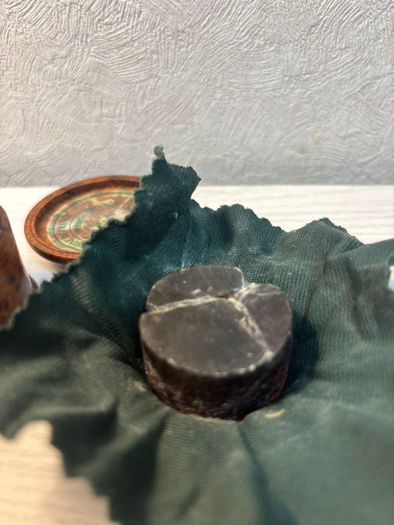 ギョーム【オリジナル木箱付】松脂 GUILLAUME 廃盤貴重品