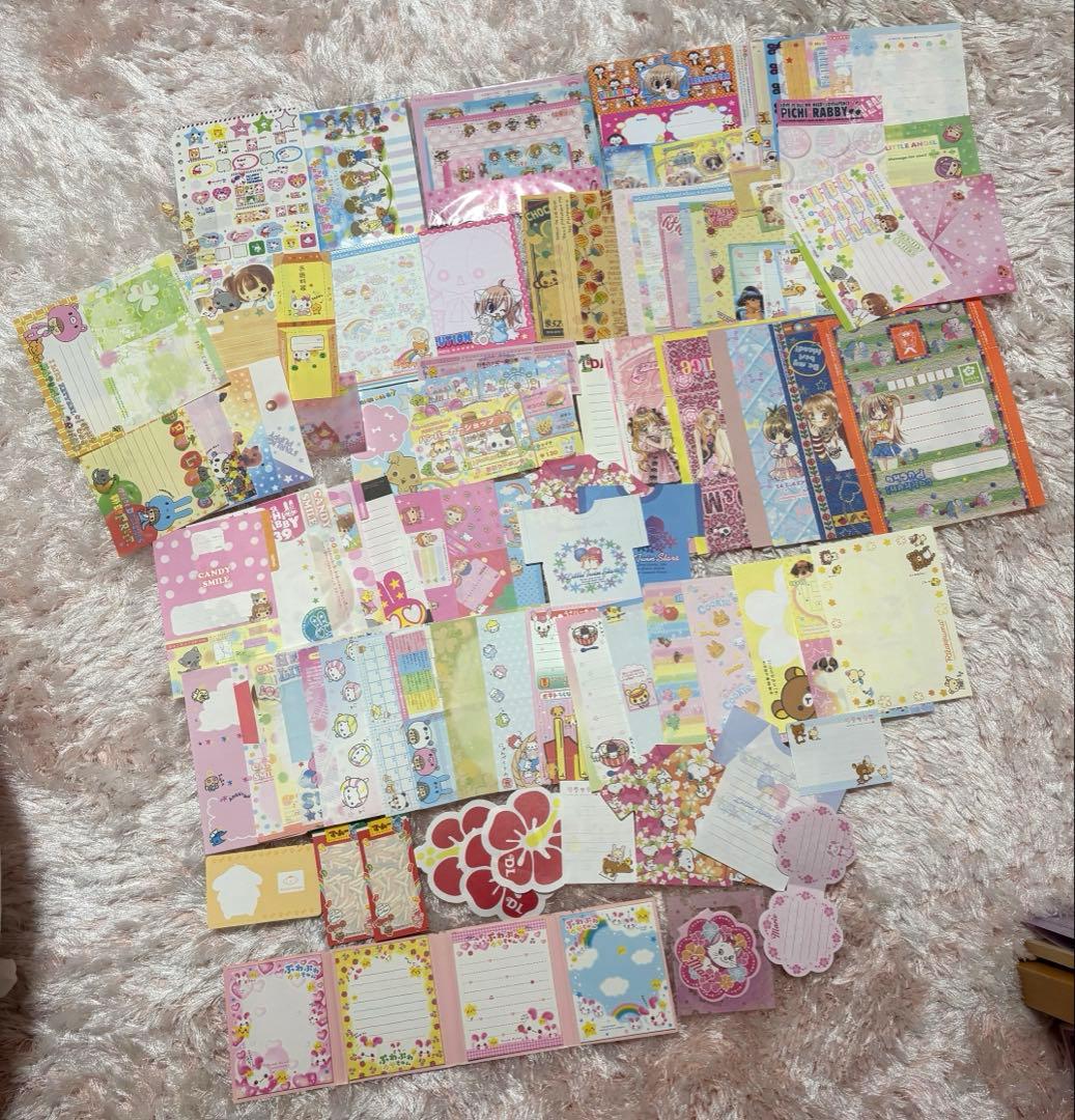 希少 キティ システム手帳 &リフィルまとめ売り1997年〜2001 Amazon.co