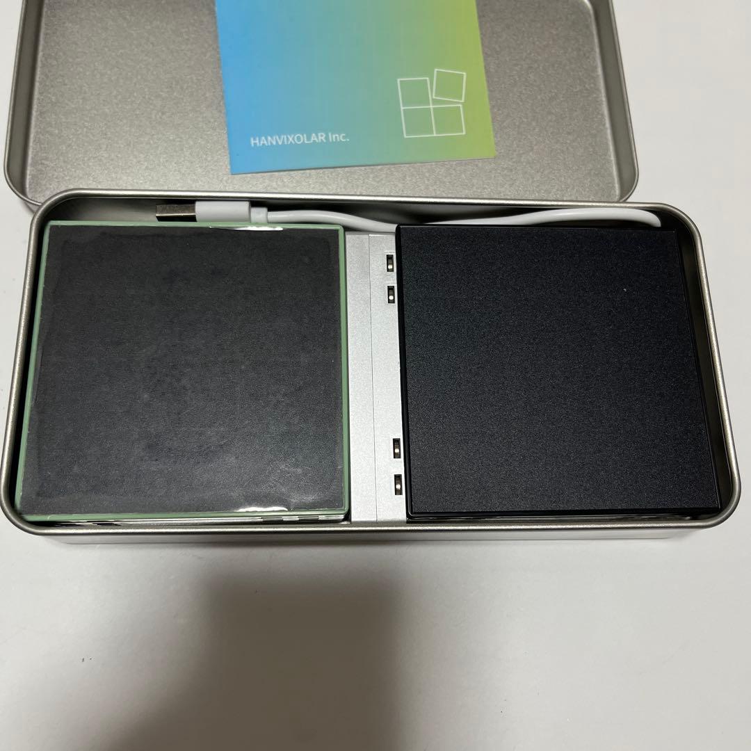 SOLAR BRICK コンビナブルソーラーチャージャー