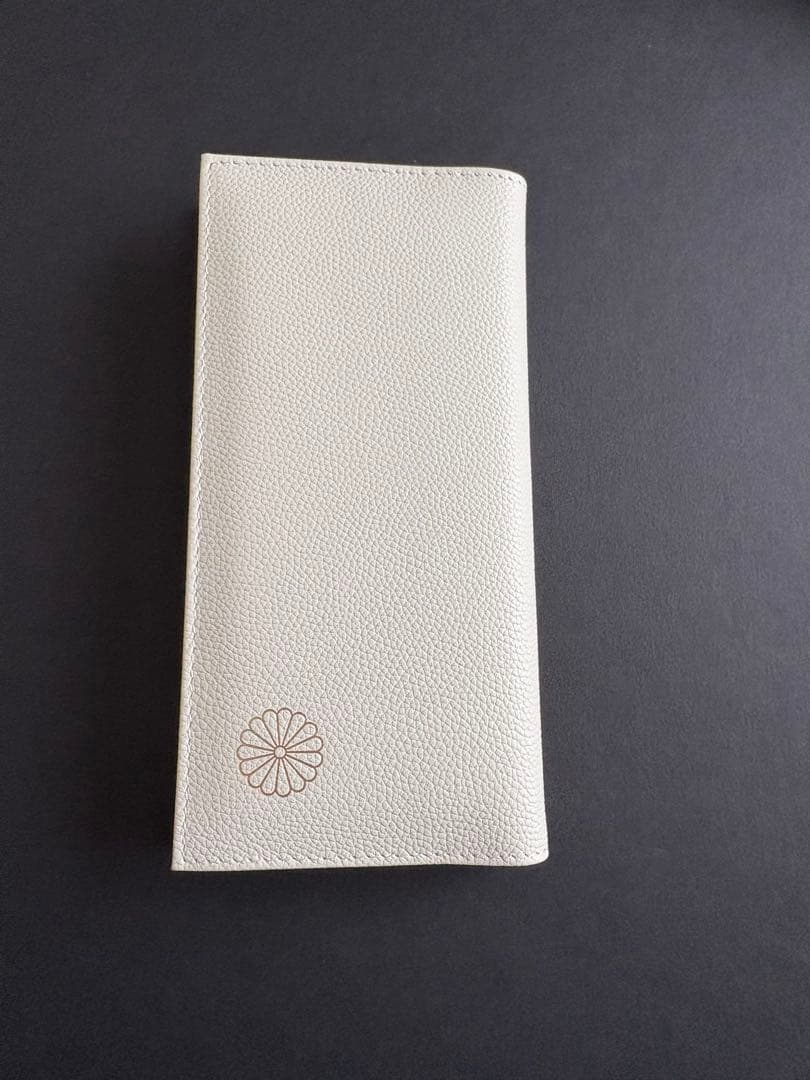 【新品未使用】皇居 長財布 白