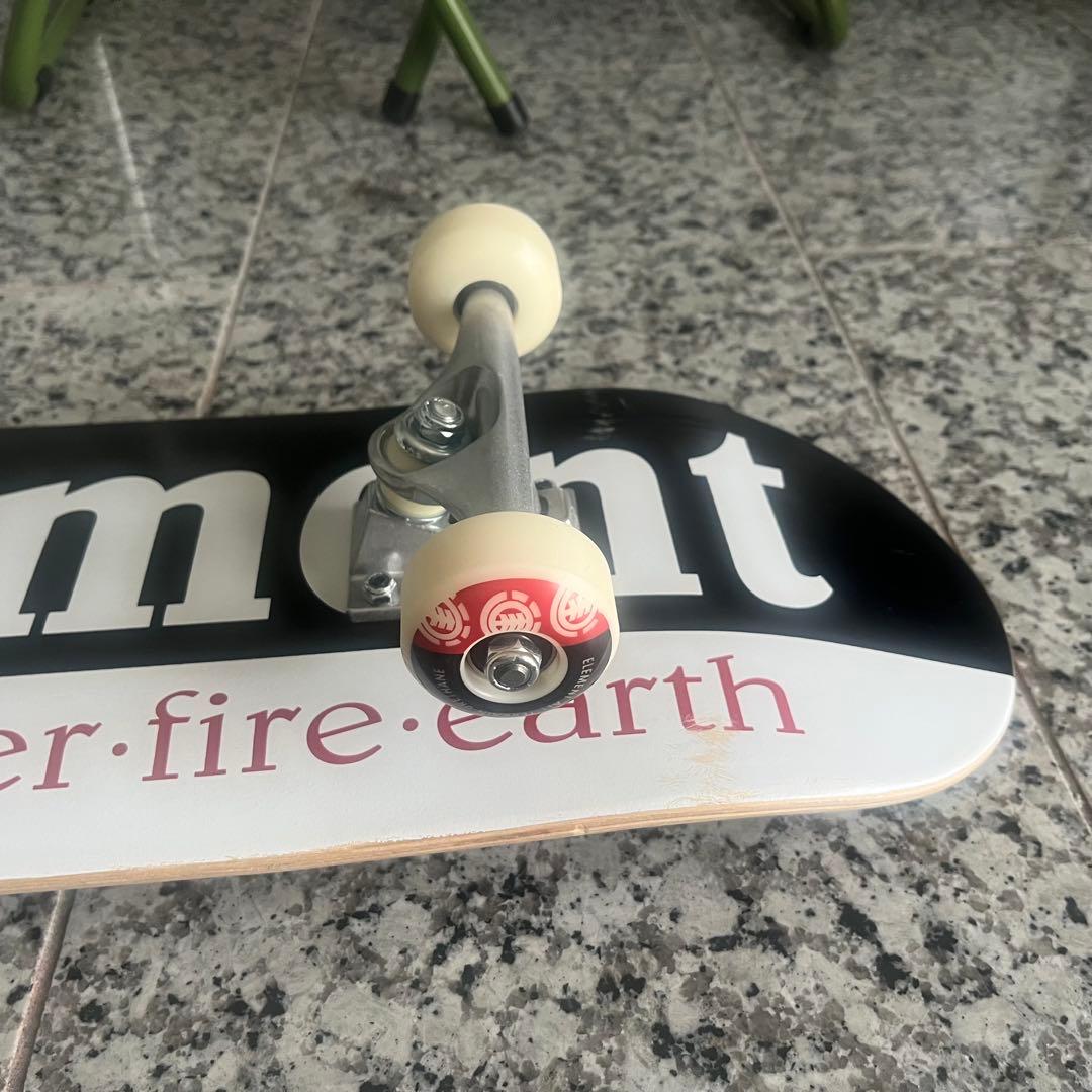 ELEMENT スケートボード 8inch コンプリート完成品