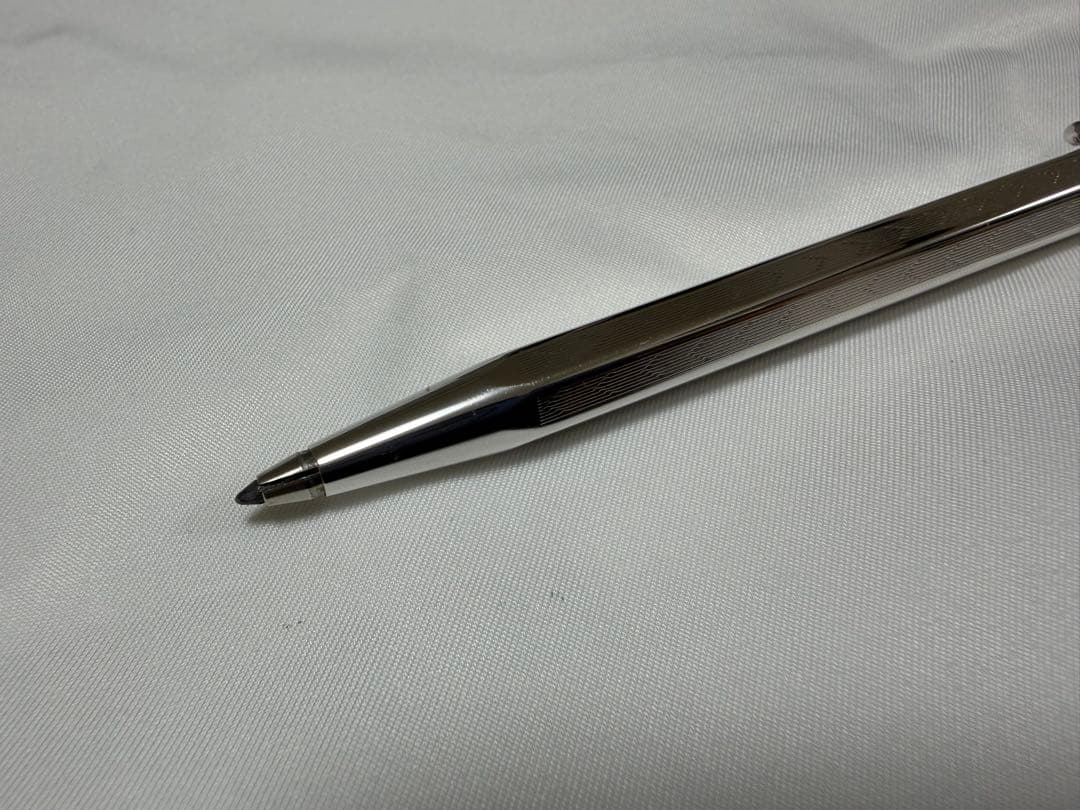 Caran d'Ache フィックスペンシル シェブロン